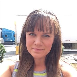 Meet your Posher, Kendra